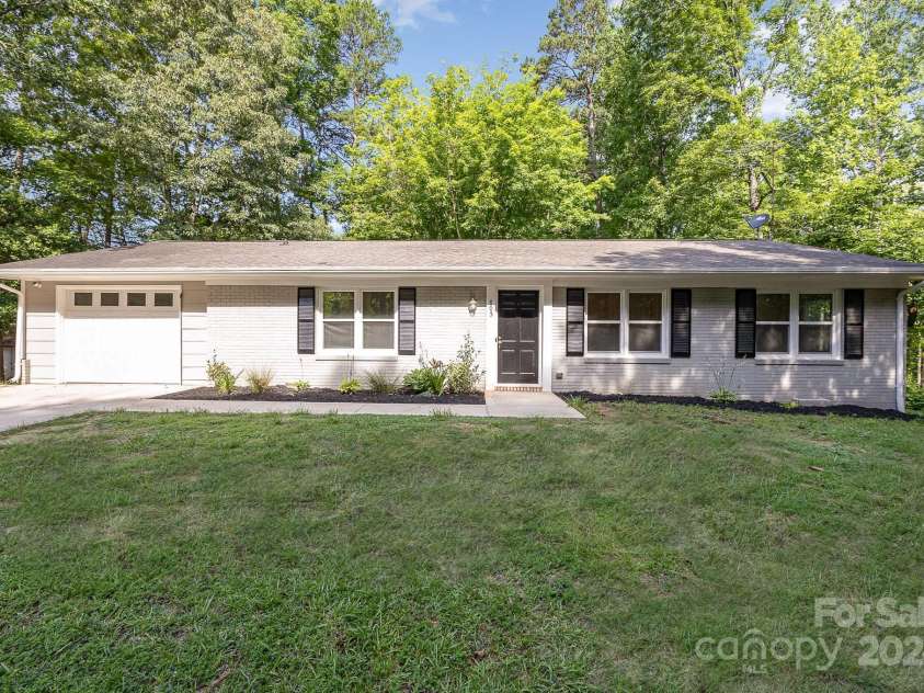 805 Rowan Avenue Extension, Spencer, NC 28159.  MLS# CAR4150960, YatesRealty ID 22870. 