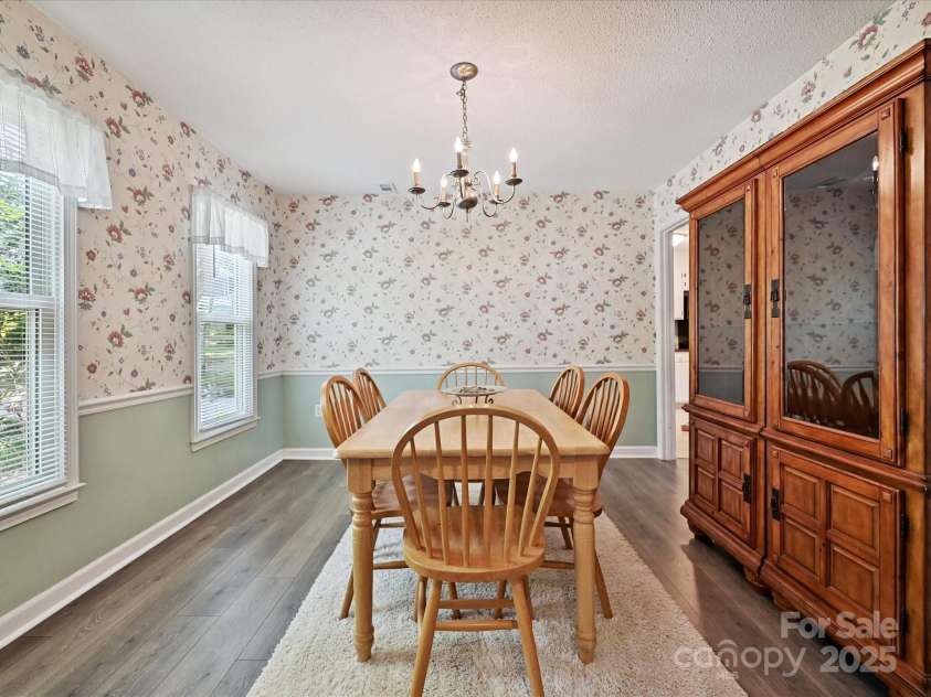 7639 Winterset Drive, Charlotte, NC 28270.  MLS# CAR4270699, YatesRealty ID 22872. 