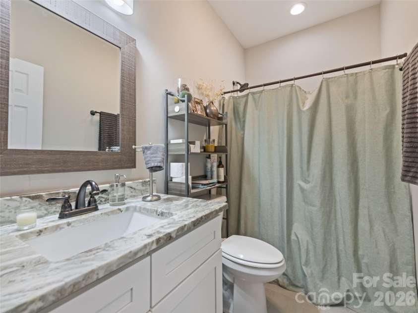 1711 Plantation Loop, Morganton, NC 28655.  MLS# CAR4364176, YatesRealty ID 22873. 