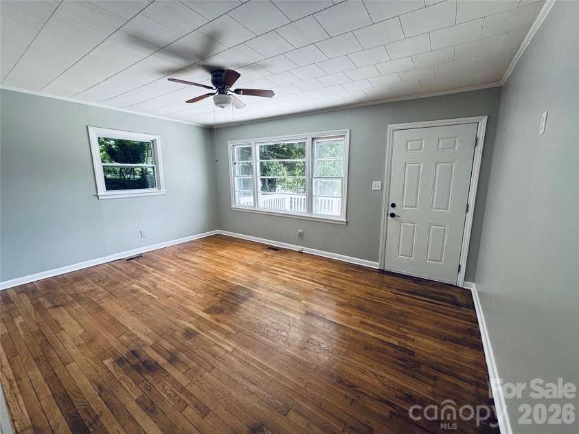 305 Forestway Drive, Mount Holly, NC 28120.  MLS# CAR4378844, YatesRealty ID 22874. Living room