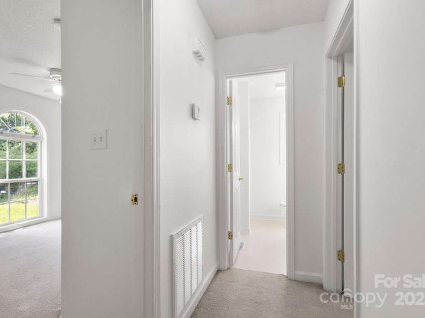 318 Huffman Road, Gastonia, NC 28056.  MLS# CAR4250230, YatesRealty ID 22875. Hall