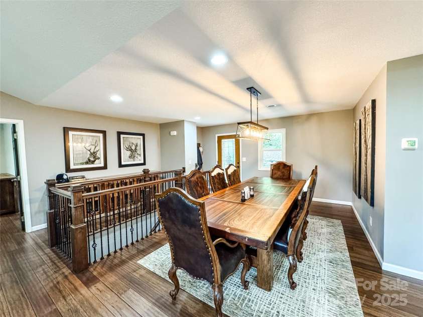 171 View Ridge Parkway, Leicester, NC 28748.  MLS# CAR4265140, YatesRealty ID 22876. 