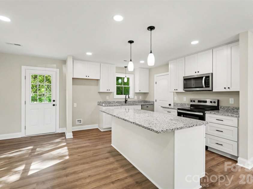 224 Ann Street, Salisbury, NC 28144.  MLS# CAR4364143, YatesRealty ID 22876. 
