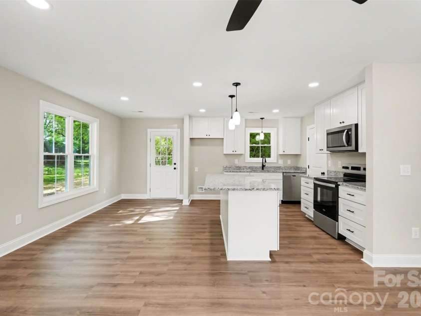 224 Ann Street, Salisbury, NC 28144.  MLS# CAR4364143, YatesRealty ID 22876. 