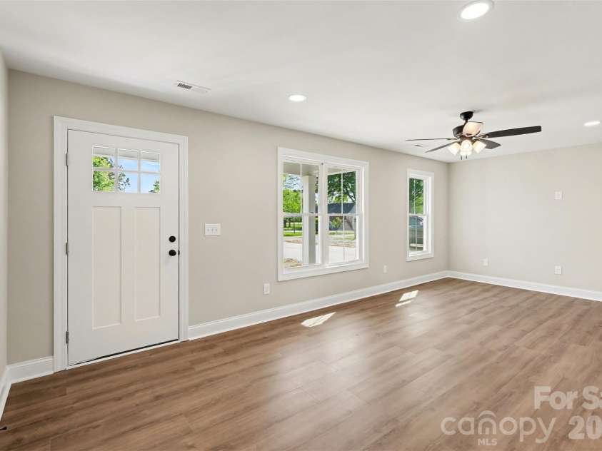 224 Ann Street, Salisbury, NC 28144.  MLS# CAR4364143, YatesRealty ID 22876. 