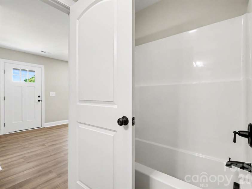 224 Ann Street, Salisbury, NC 28144.  MLS# CAR4364143, YatesRealty ID 22876. 