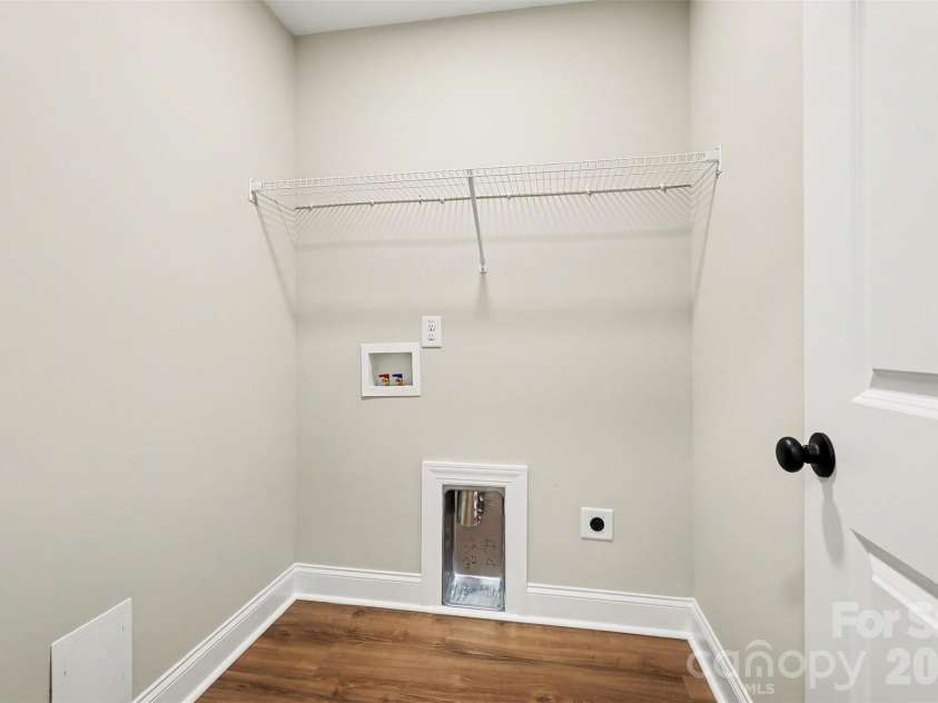 224 Ann Street, Salisbury, NC 28144.  MLS# CAR4364143, YatesRealty ID 22876. 