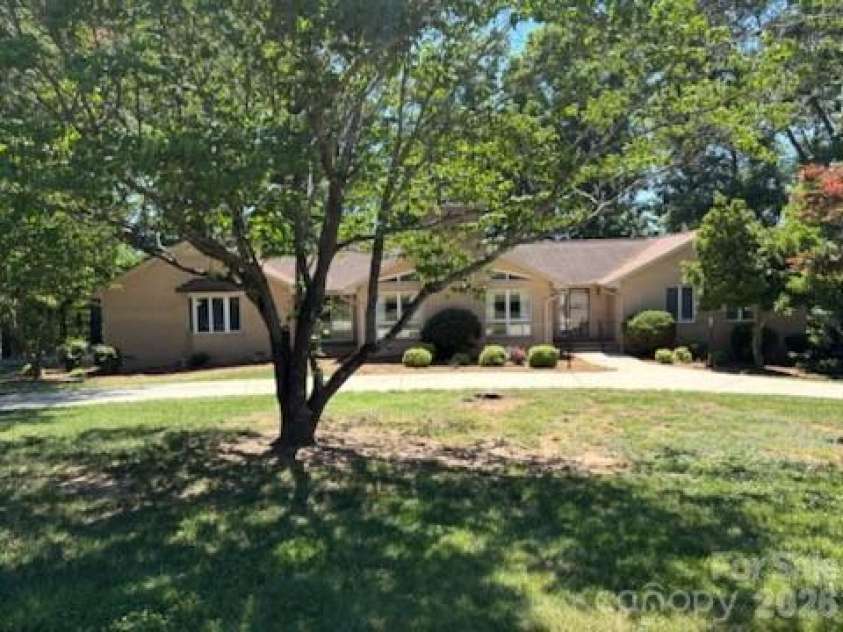 2610 TAYLOR Road, Shelby, NC 28152.  MLS# CAR4378722, YatesRealty ID 22877. 