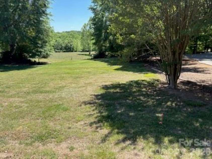 2610 TAYLOR Road, Shelby, NC 28152.  MLS# CAR4378722, YatesRealty ID 22877. 