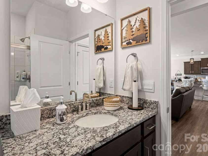 199 Fox Cove Road, Hendersonville, NC 28792.  MLS# CAR4373757, YatesRealty ID 22880. Bathroom 1st floor