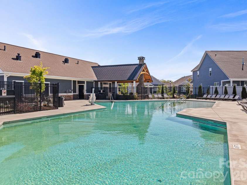 199 Fox Cove Road, Hendersonville, NC 28792.  MLS# CAR4373757, YatesRealty ID 22880. Community pool