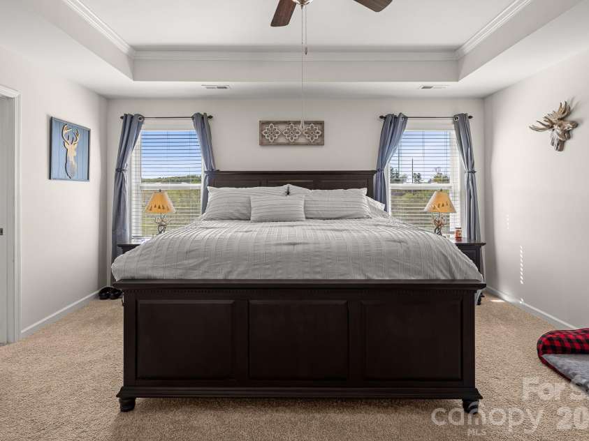 199 Fox Cove Road, Hendersonville, NC 28792.  MLS# CAR4373757, YatesRealty ID 22880. Master bedroom