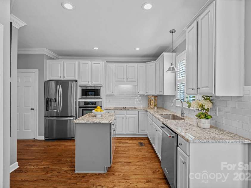 9427 Gilpatrick Lane, Huntersville, NC 28078.  MLS# CAR4274750, YatesRealty ID 22880. 
