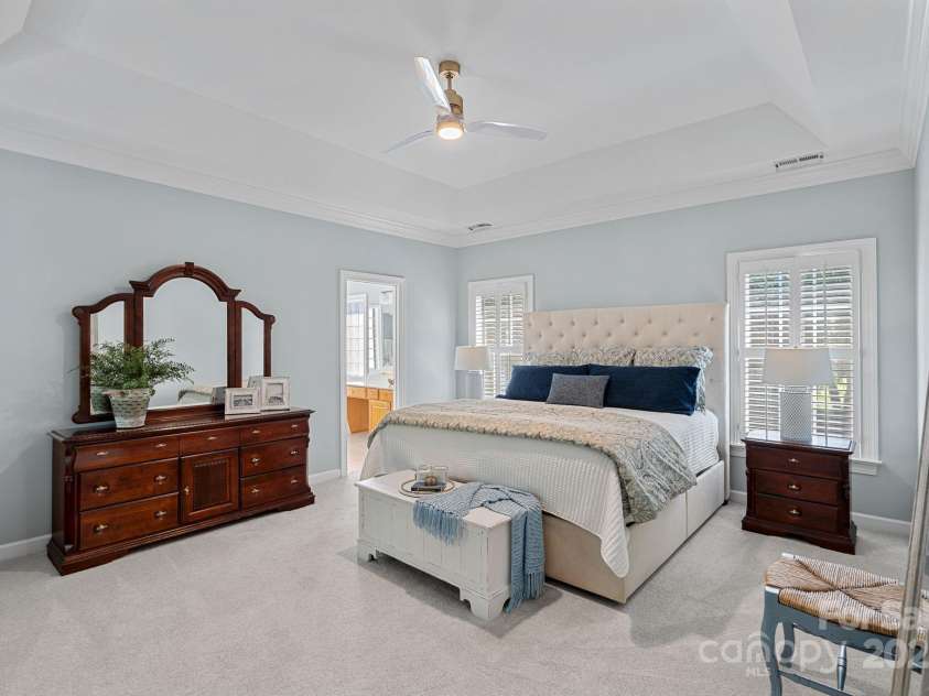 9427 Gilpatrick Lane, Huntersville, NC 28078.  MLS# CAR4274750, YatesRealty ID 22880. 