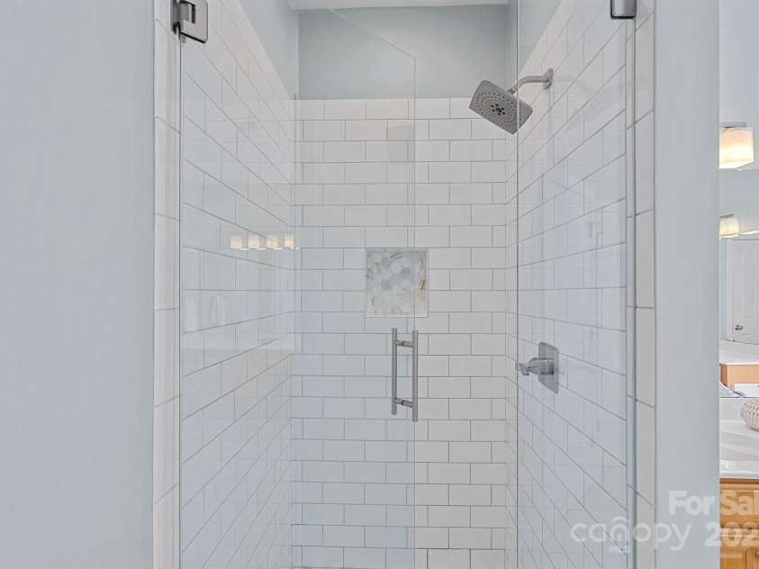 9427 Gilpatrick Lane, Huntersville, NC 28078.  MLS# CAR4274750, YatesRealty ID 22880. 