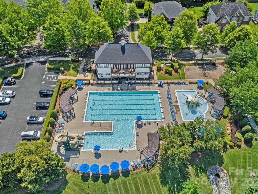 9427 Gilpatrick Lane, Huntersville, NC 28078.  MLS# CAR4274750, YatesRealty ID 22880. 