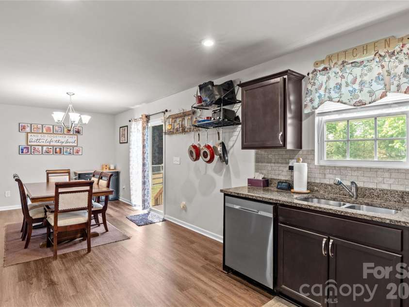 104 Sandtrap Drive, Statesville, NC 28677.  MLS# CAR4377839, YatesRealty ID 22881. 
