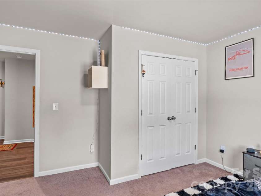 104 Sandtrap Drive, Statesville, NC 28677.  MLS# CAR4377839, YatesRealty ID 22881. 