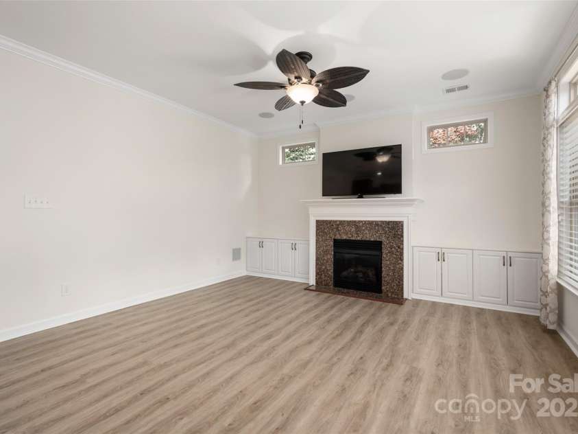 10502 Old Ardrey Kell Road, Charlotte, NC 28277.  MLS# CAR4258786, YatesRealty ID 22881. 