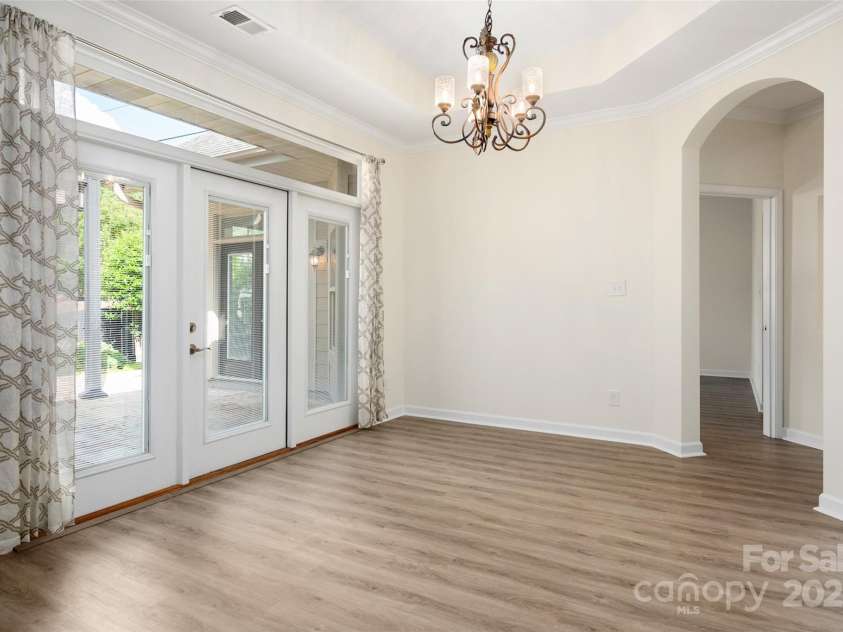 10502 Old Ardrey Kell Road, Charlotte, NC 28277.  MLS# CAR4258786, YatesRealty ID 22881. 