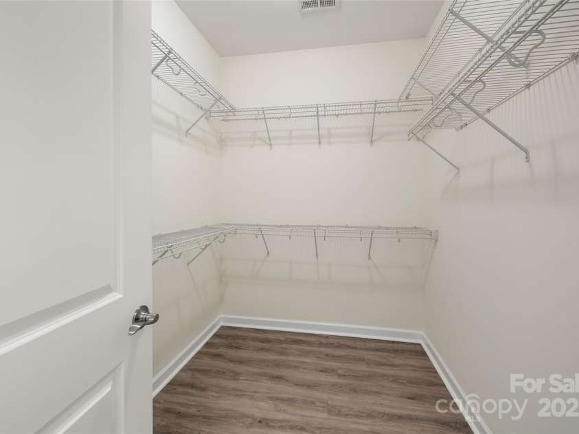 10502 Old Ardrey Kell Road, Charlotte, NC 28277.  MLS# CAR4258786, YatesRealty ID 22881. 