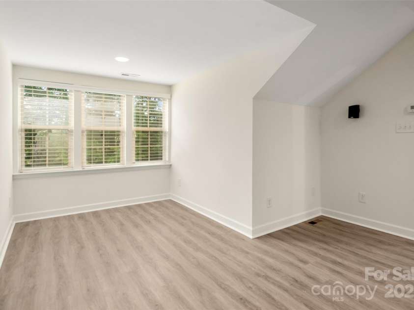 10502 Old Ardrey Kell Road, Charlotte, NC 28277.  MLS# CAR4258786, YatesRealty ID 22881. 