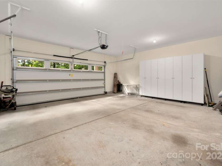 10502 Old Ardrey Kell Road, Charlotte, NC 28277.  MLS# CAR4258786, YatesRealty ID 22881. 