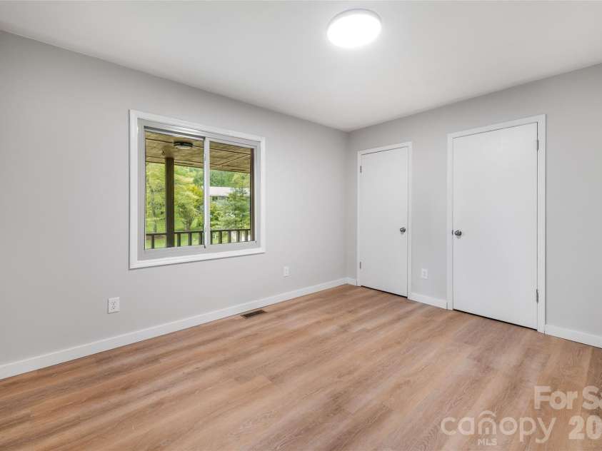 135 Scarlet Drive, Fletcher, NC 28732.  MLS# CAR4373929, YatesRealty ID 22883. Bedroom 3. 