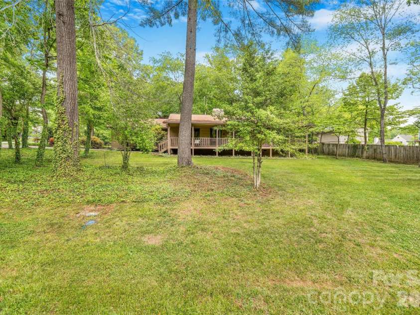 135 Scarlet Drive, Fletcher, NC 28732.  MLS# CAR4373929, YatesRealty ID 22883. Nice flat corner lot. 
