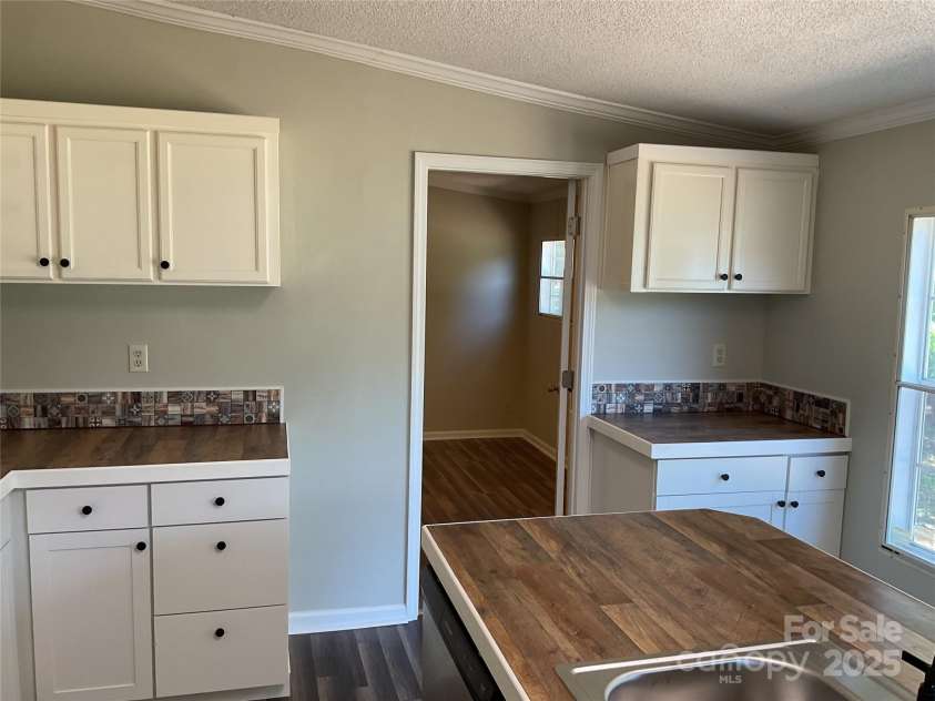 6218 Old Pageland Marshville Road, Marshville, NC 28103.  MLS# CAR4276118, YatesRealty ID 22883. 