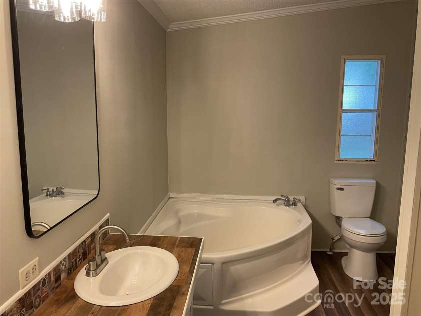 6218 Old Pageland Marshville Road, Marshville, NC 28103.  MLS# CAR4276118, YatesRealty ID 22883. 