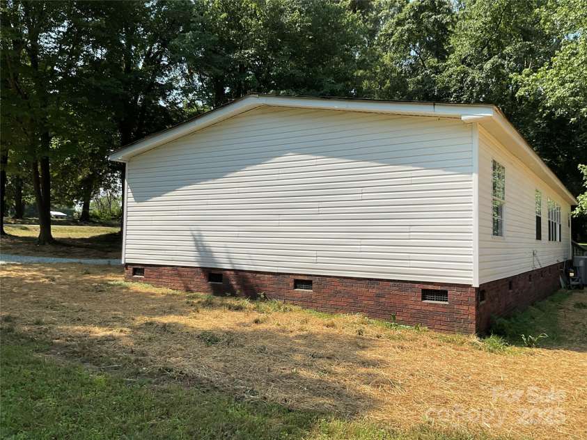 6218 Old Pageland Marshville Road, Marshville, NC 28103.  MLS# CAR4276118, YatesRealty ID 22883. 