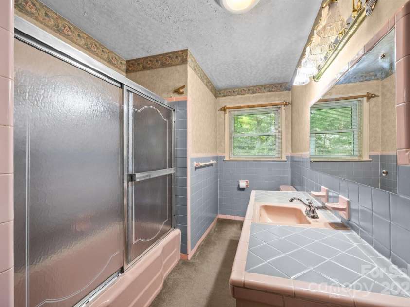 331 Elwood Street, Kannapolis, NC 28081.  MLS# CAR4275364, YatesRealty ID 22884. 