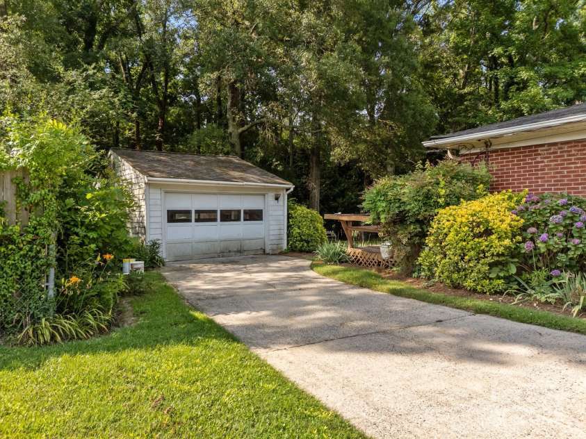 331 Elwood Street, Kannapolis, NC 28081.  MLS# CAR4275364, YatesRealty ID 22884. 