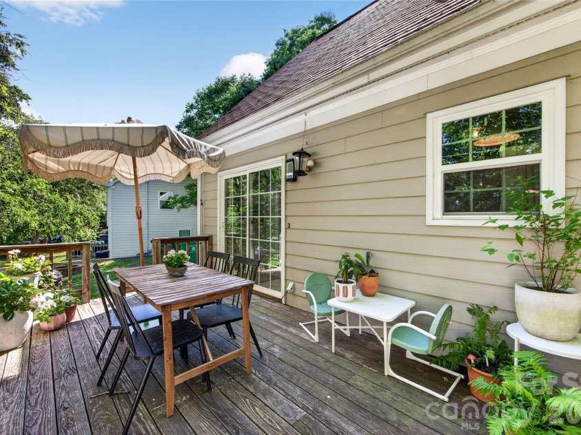 8713 Golf Ridge Drive, Charlotte, NC 28277.  MLS# CAR4380482, YatesRealty ID 22884. Deck