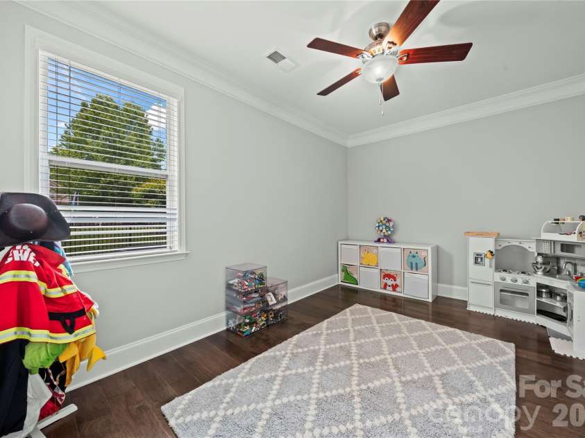 3249 Elyse Manor Court, Charlotte, NC 28214.  MLS# CAR4375657, YatesRealty ID 22885. 