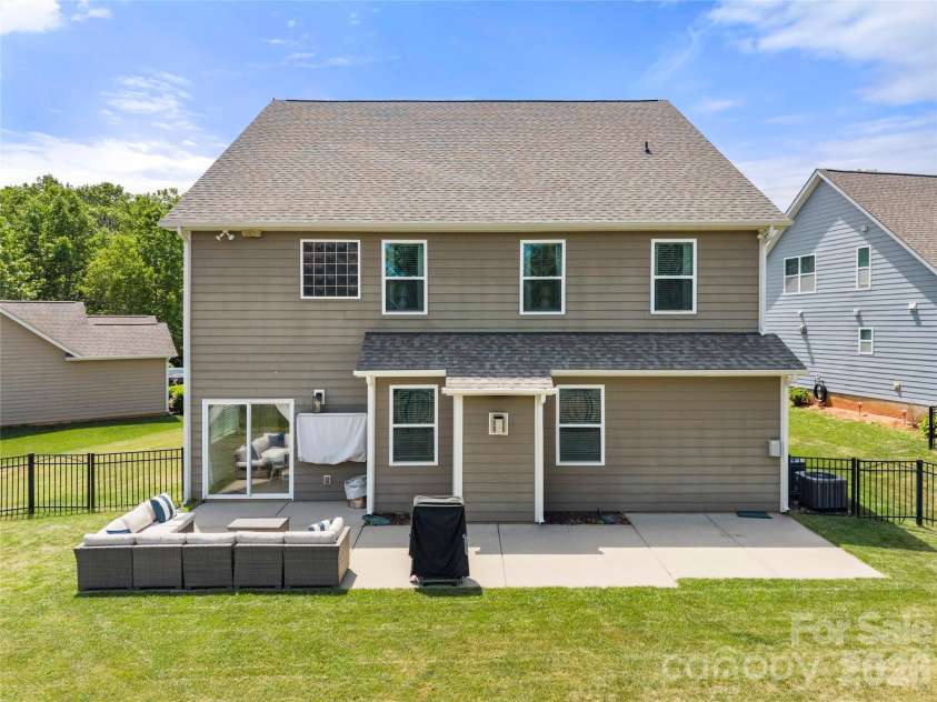 3249 Elyse Manor Court, Charlotte, NC 28214.  MLS# CAR4375657, YatesRealty ID 22885. 