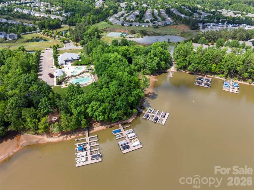 3249 Elyse Manor Court, Charlotte, NC 28214.  MLS# CAR4375657, YatesRealty ID 22885. 