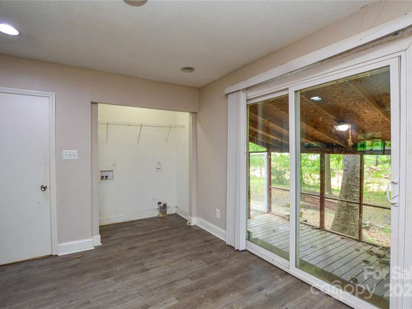 316 Anne Avenue, Waxhaw, NC 28173.  MLS# CAR4251937, YatesRealty ID 22886. 