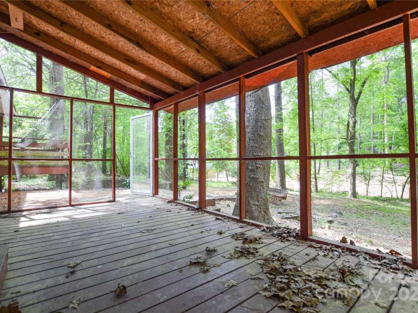 316 Anne Avenue, Waxhaw, NC 28173.  MLS# CAR4251937, YatesRealty ID 22886. 