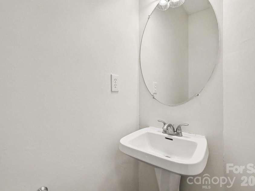 5547 Whispering Wind Lane, Indian Trail, NC 28079.  MLS# CAR4376867, YatesRealty ID 22886. 