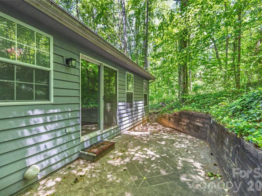 103 Hillside Drive, Swannanoa, NC 28778.  MLS# CAR4378936, YatesRealty ID 22887. Rear Patio