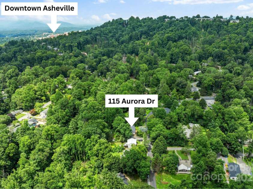 115 Aurora Drive, Asheville, NC 28805.  MLS# CAR4273830, YatesRealty ID 22887. 