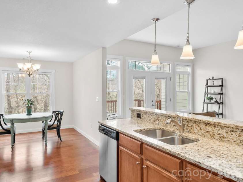 29 Kaylor Drive, Arden, NC 28704.  MLS# CAR4356169, YatesRealty ID 22888. 