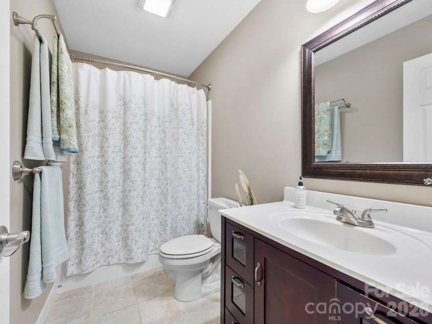 29 Kaylor Drive, Arden, NC 28704.  MLS# CAR4356169, YatesRealty ID 22888. 