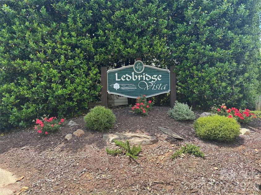 29 Kaylor Drive, Arden, NC 28704.  MLS# CAR4356169, YatesRealty ID 22888. 