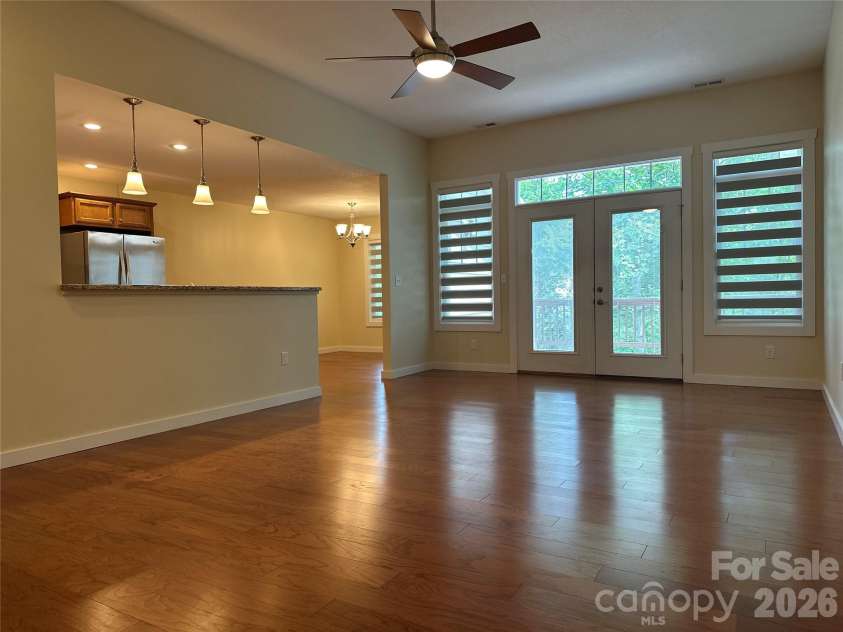 29 Kaylor Drive, Arden, NC 28704.  MLS# CAR4356169, YatesRealty ID 22888. 