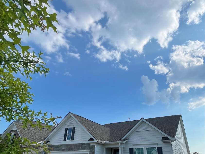 7337 Overjoyed Crossing, Charlotte, NC 28215.  MLS# CAR4274967, YatesRealty ID 22888. 