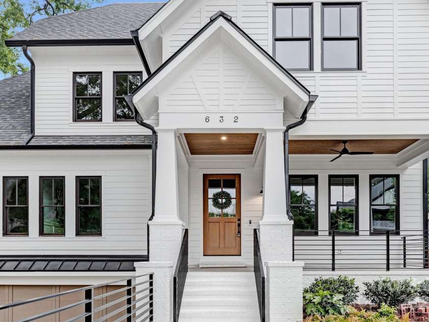 632 Dorothy Drive, Charlotte, NC 28203.  MLS# CAR4251393, YatesRealty ID 22889. 