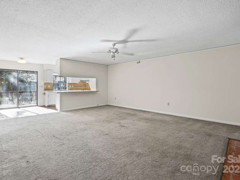 331 Meadowbrook Road, Charlotte, NC 28211.  MLS# CAR4318757, YatesRealty ID 2289. 